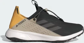 adidas Terrex Voyager 21 Slip-On Heat.RDY Travel core black/charcoal/semi spark (Herren)