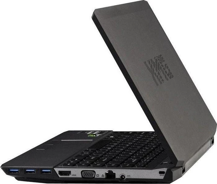 Schenker XMG A305-1UC, Core i7-4710MQ, 8GB RAM, 1TB HDD, GeForce GTX 960M, DE