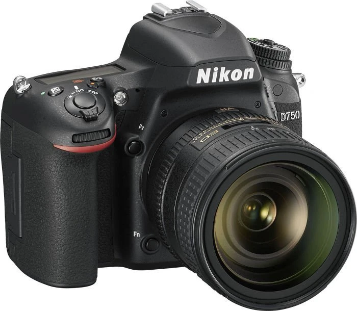 Nikon D750 mit Objektiv AF-S 24-85mm 3.5-4.5 G ED VR
