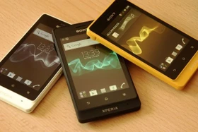 Sony Xperia go gelb