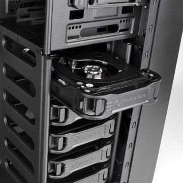 Thermaltake Urban S71, Acrylfenster