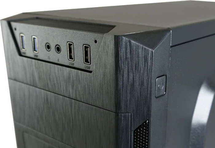 LC-Power 7040B