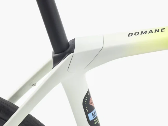 Trek Domane SL 6 Gen 4 era white/glowstick/coral fade Modell 2026