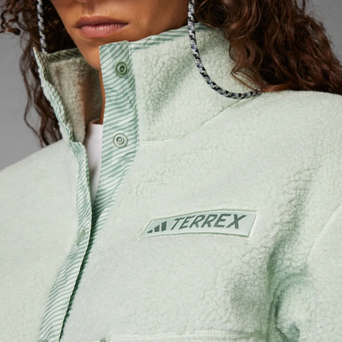 adidas Terrex Xploric High Pile Fleece Pullover linen green (Damen)