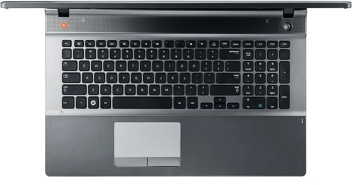 Samsung 550P7C, Core i5-3210M, 8GB RAM, 1TB HDD, GeForce GT 650M, DE