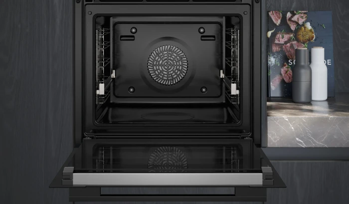 Siemens iQ700 HB776GMM1 Backofen