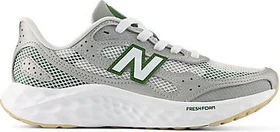 New Balance Fresh Foam Arishi v4 Tiralux raincloud/silver metallic/dark alpine green (Damen)