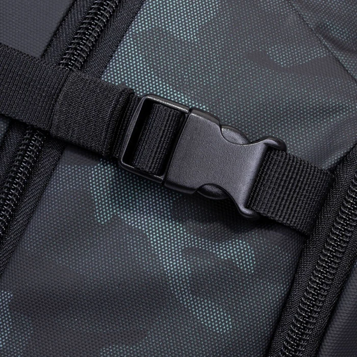 RivaCase 7631 Sherwood ECO 15.6" Laptop-Rucksack, navy camo