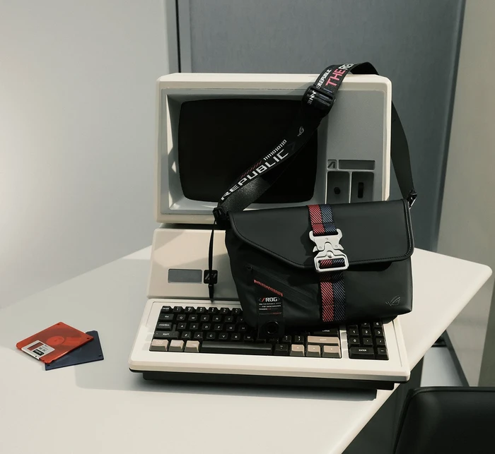 ASUS ROG Slash Sling Bag, Black