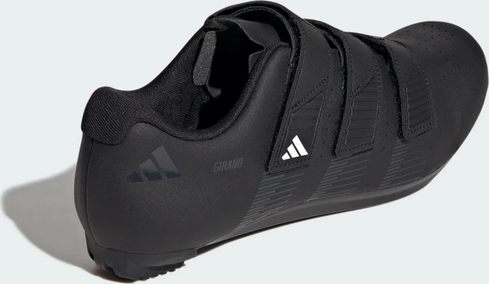 adidas Girano core black/carbon/cloud white