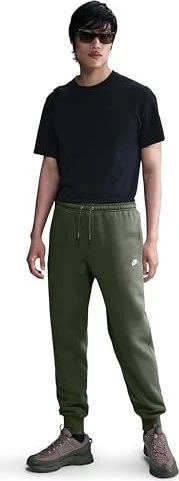 Nike Club Jogger Trainingshose lang medium olive/white (Herren)
