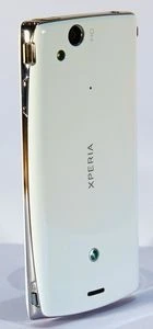 Sony Ericsson Xperia arc S pure white