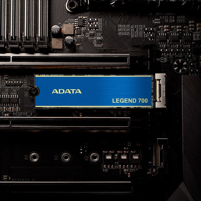 ADATA LEGEND 700 256GB, M.2 2280 / M-Key / PCIe 3.0 x4, Kühlkörper