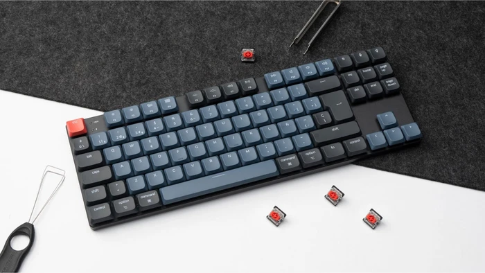 Keychron K1 Pro, schwarz/blau, LEDs RGB, hot-swap, Gateron LOW PROFILE 2.0 RED, USB/Bluetooth, DE