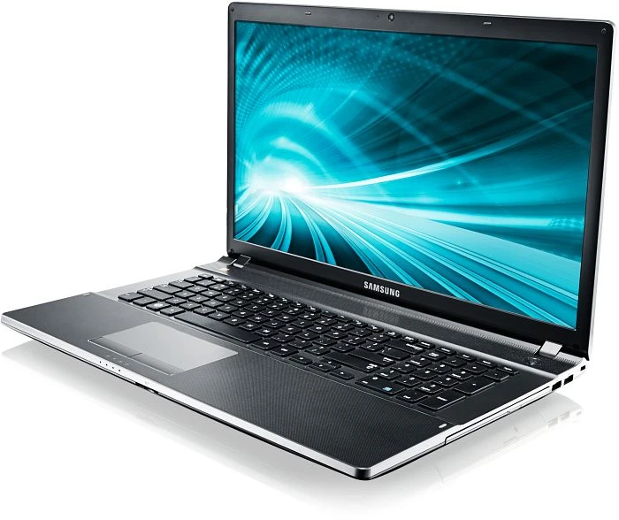 Samsung 550P7C, Core i5-3210M, 8GB RAM, 1TB HDD, GeForce GT 650M, DE