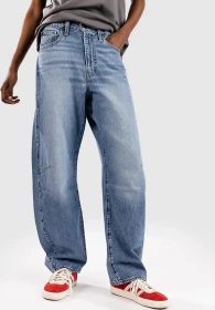 Levi's Cinch Barrel Jeans let love in (Damen)