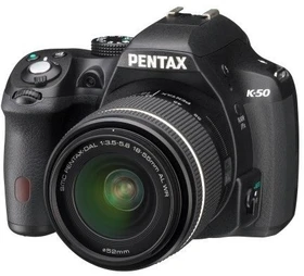 Pentax K-50 schwarz mit Objektiv smc DA 18-55mm 3.5-5.6 AL WR