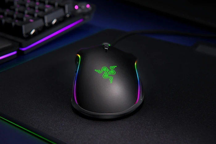 Razer Mamba Elite, USB