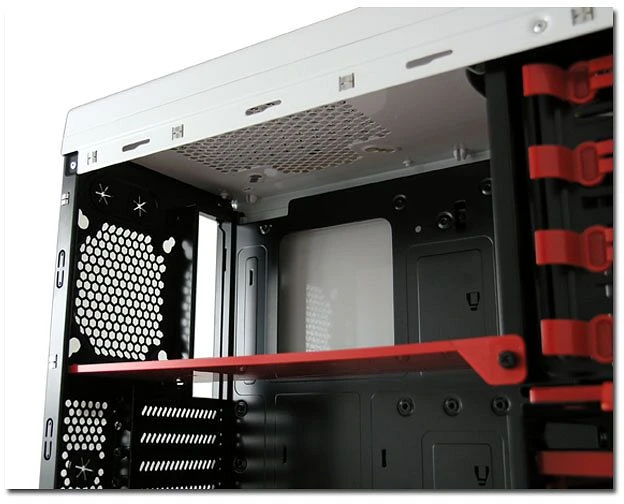 LC-Power Gaming 973W Fortress_X