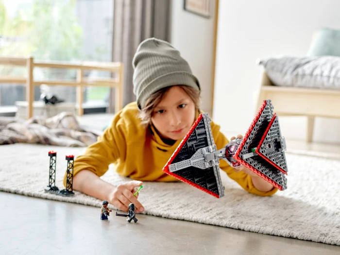 LEGO Star Wars Episode IX - Sith TIE Fighter