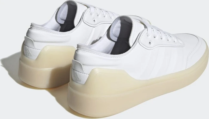 adidas Court Revival Cloudfoam Modern Lifestyle Court Comfort cloud white/gold metallic (Damen)