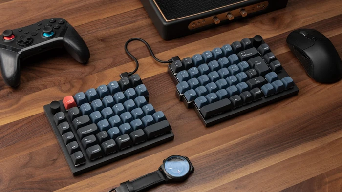 Keychron Q11, 75% Split Design, schwarz/blau, LEDs RGB, hot-swap, Keychron K Pro BROWN, USB, DE