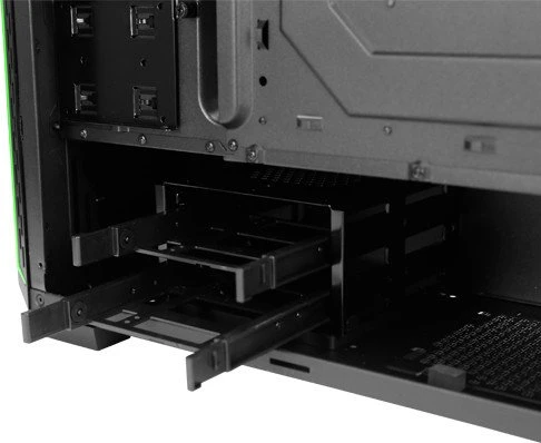 Antec P7 schwarz/rot, Acrylfenster