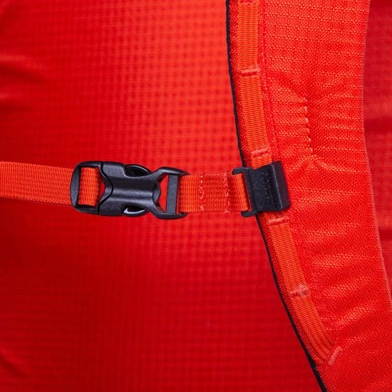 Mountain Equipment Tupilak 30+ magma