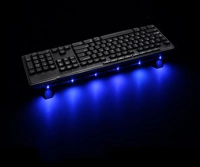 Antec Accent Lighting, blau beleuchtet, LED-Streifen, schwarz