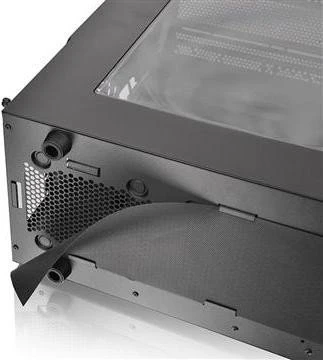 Thermaltake Core V31, Acrylfenster