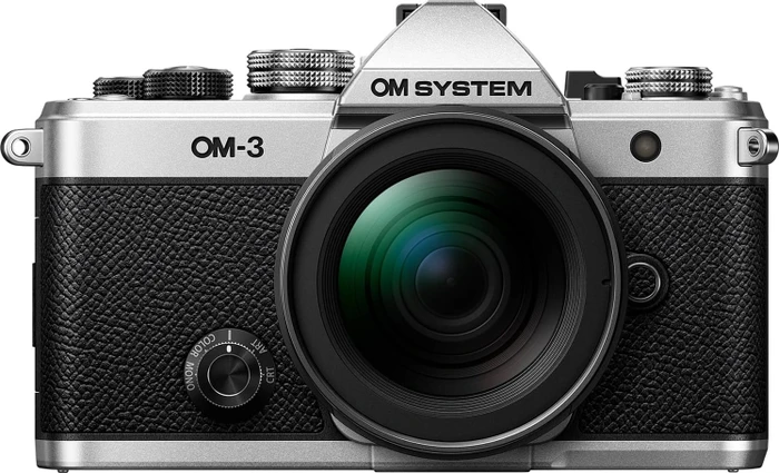 OM System OM-3 mit Objektiv M.Zuiko digital ED 12-45mm 4.0 PRO