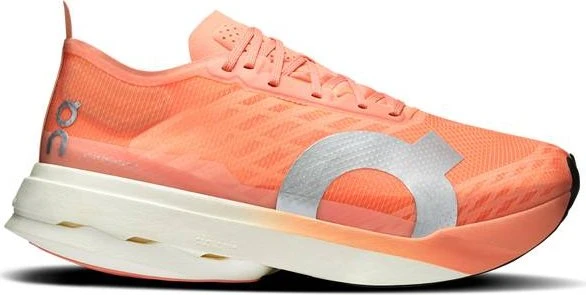 On Cloudboom Strike sunstone/white (Herren)