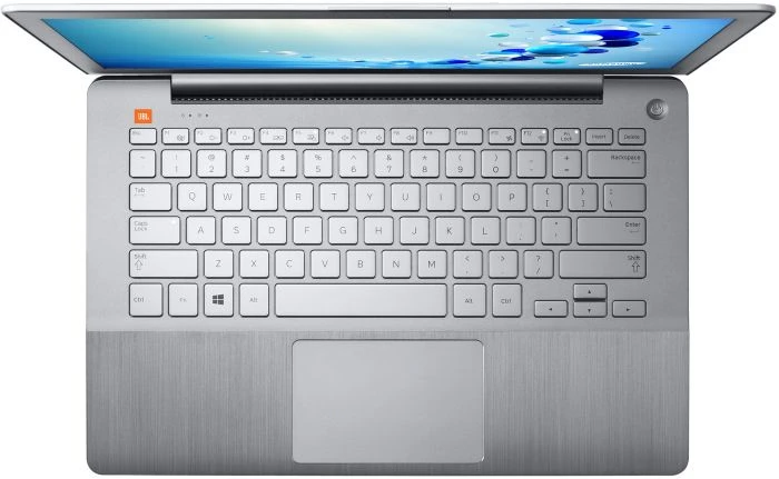 Samsung ATIV Book 7 - 730U3E, silber, Core i5-3337U, 4GB RAM, 128GB SSD, Radeon HD 8570M, DE