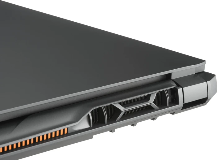 GIGABYTE AORUS 17, Core i7-12700H, 16GB RAM, 1TB SSD, GeForce RTX 3070 Ti, DE