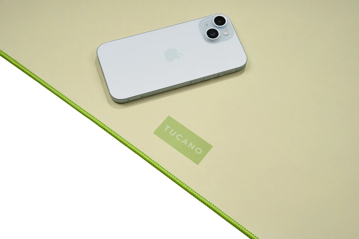 Tucano One Desk Pad für MacBook Neo, 550x350mm, Citrus gelb