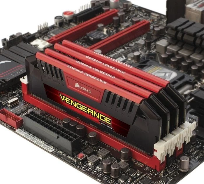 Corsair Vengeance Pro rot UDIMM 32GB Kit, DDR3L-1600, CL9-9-9-24