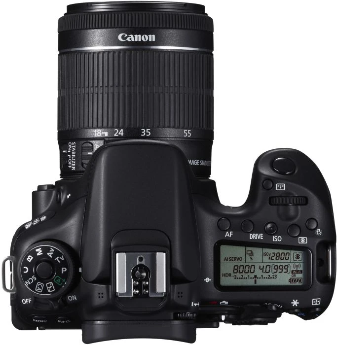 Canon EOS 70D mit Objektiv EF-S 18-200mm 3.5-5.6 IS