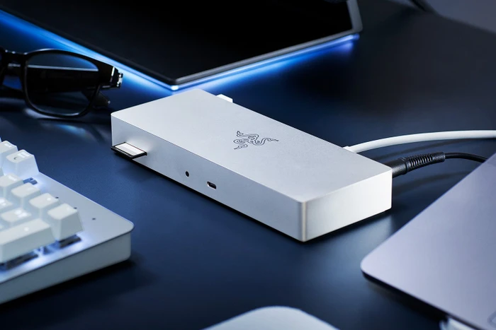 Razer Thunderbolt 4 Dock, weiß, EU, Thunderbolt 4 [Buchse]