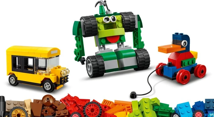 LEGO Classic - Steinebox mit Rädern