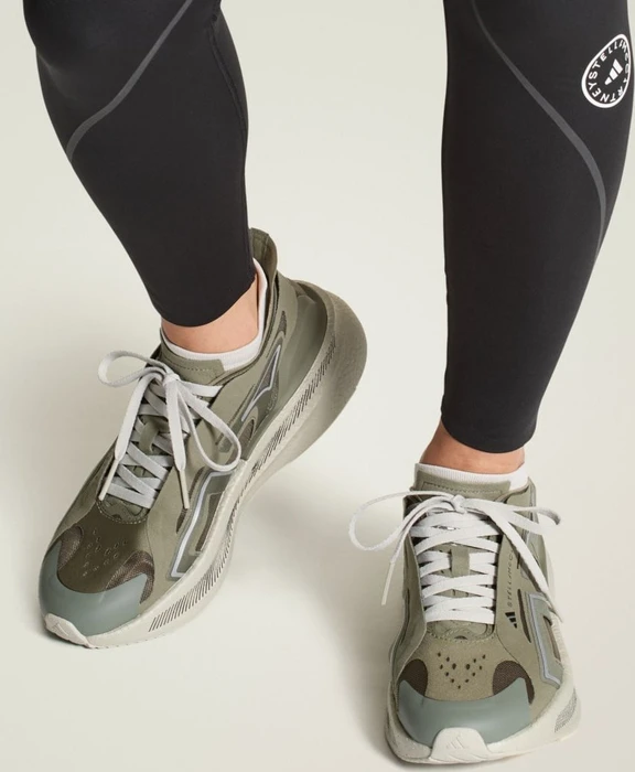 adidas Ultraboost 5 legacy green/willow grey/glory green (Damen)