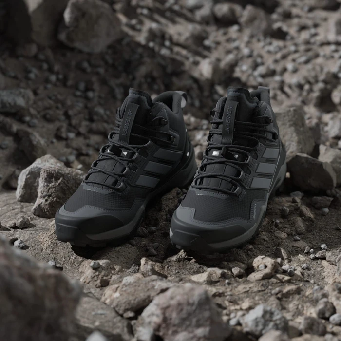 adidas Terrex Skychaser Mid GTX core black/grey two/grey six (Damen)