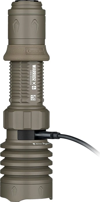 OLight Warrior X 4 Taschenlampe flat dark earth