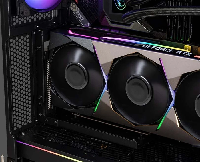 MSI MPG Velox 100R, Glasfenster
