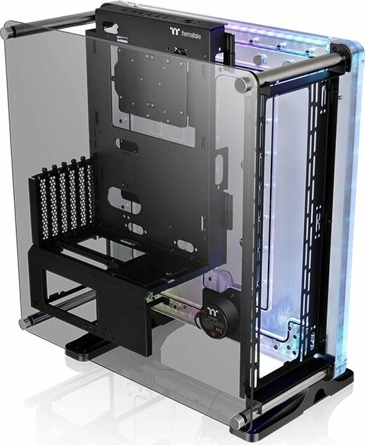 Thermaltake DistroCase 350P, Glasfenster