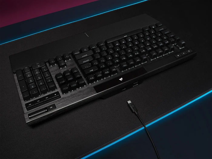 Corsair Gaming K70 RGB PRO, MX SPEED RGB Silver, USB, DE