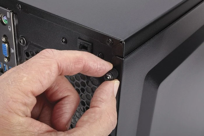 Corsair Carbide Series 100R Silent Edition, schallgedämmt
