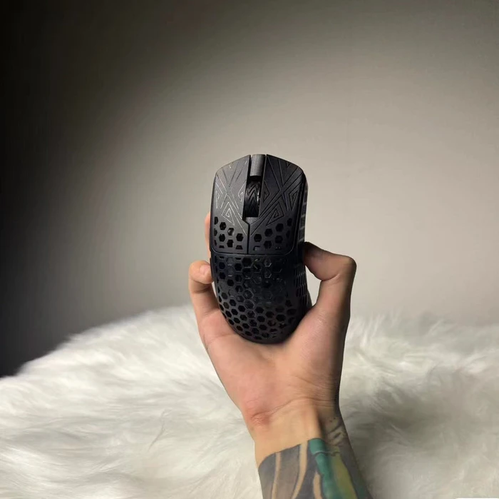 Vancer x Arbiter Studio AKITSU Small Carbon Fiber 8K Wireless Mouse schwarz, USB