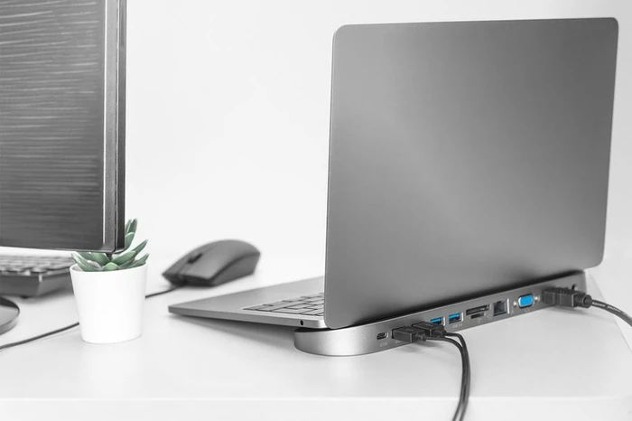 Digitus USB-C Docking Station 12-Port, USB-C 3.0 [Stecker]
