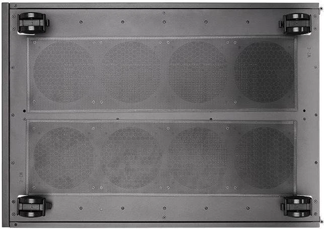 Thermaltake Core W200, Acrylfenster