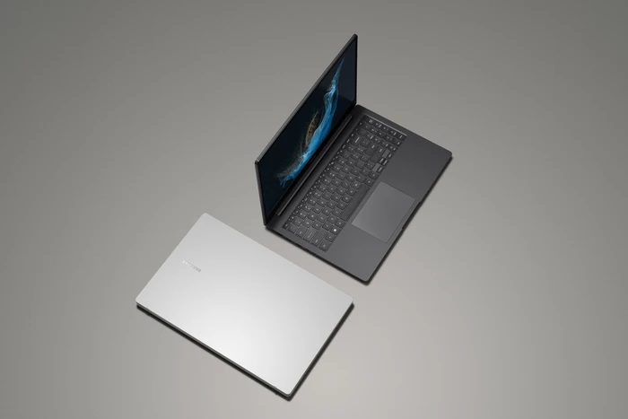 Samsung Galaxy Book2 15, Graphite, Core i5-1235U, 16GB RAM, 512GB SSD, DE